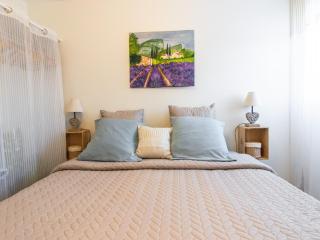 Attractive holiday home with shared pool in the Luberon - Gargas - 1