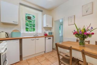 East Gatehouse Lodge at Picton Castle - 5