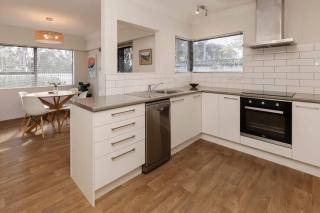 Kawaroa Park View - near CBD & coastal walkway - New Plymouth - 9