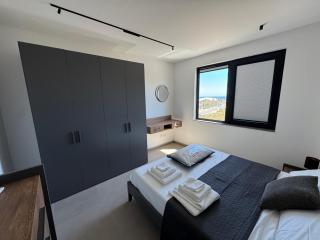 Stays at Celeste - Sea Front Apartments - St Paul's Bay - 7