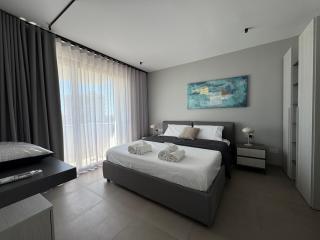 Stays at Celeste - Sea Front Apartments - St Paul's Bay - 1