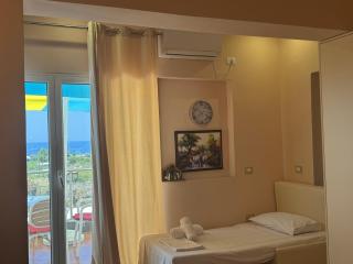 Fane's Rooms - Himarë - 1