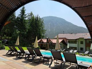 Gästehaus Almrausch, Ferienanlage mit Pool - Nassereith - 5