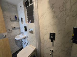 SEA VIEW 1bedroom apartment - Mumbai - 3