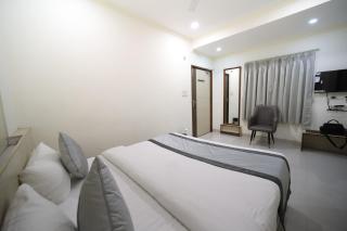 Hari Haran Prestige - 1