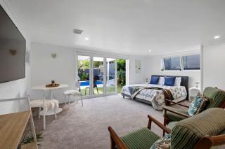 Amaroo - poolside studio near Pukekura Park - New Plymouth - 6