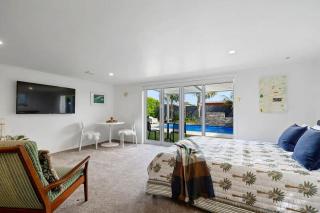 Amaroo - poolside studio near Pukekura Park - New Plymouth - 1
