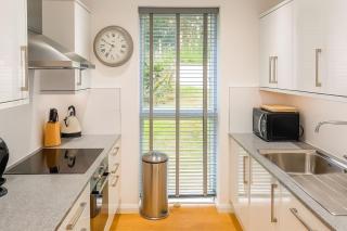 7 The Croft - St Ives - 8