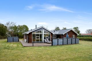 Lovely Holiday Home With Large Outdoor Spa, Indoor Spa And Sauna Close To Ringkøbing Fjord, - Skjern - 0