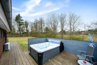 Lovely Holiday Home With Large Outdoor Spa, Indoor Spa And Sauna Close To Ringkøbing Fjord, - Skjern - 9