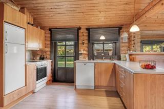 Well-Maintained Log House With Hot Tub, Sauna And Covered Terrace In Thy, - - 3