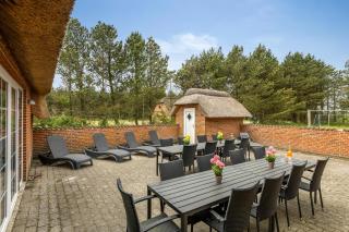 Large Pool House In Husby With Sleeping Space For 18 People, - Ulfborg - 7