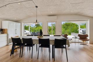 Lovely Holiday Home From 2022, With A 5-Person Outdoor Hot Tub, 200 Meters From The Water, - Sønder Ydby - 1