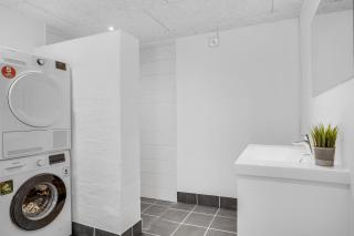 Renovated Holiday Home With Free Consumption, Close To The North Sea And The Center Of Hanstholm - 1