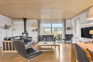 Large, Well-Maintained Holiday Home Near Søndervig, With Activity Room, 6-Person Outdoor Hot Tub And Sauna, - Ringkøbing - 6