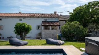 Villa Jona in Žužići - Haus für 8 Personen - Višnjan - 0