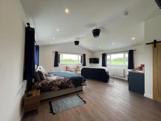 Room on Farm 1st Floor - 2