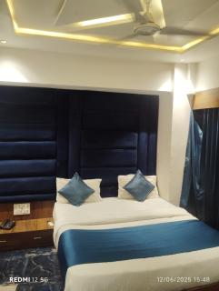 Hotel Pera Villa - Gandhinagar - 0