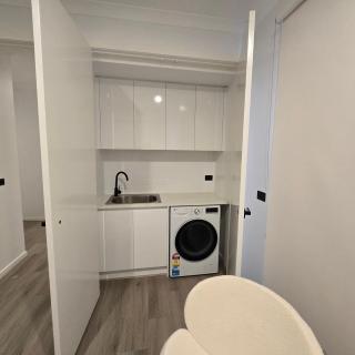 Modern and Chic Home in Fraser Rise - Sydenham - 8