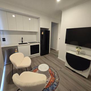 Modern and Chic Home in Fraser Rise - Sydenham - 7