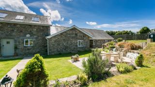 Ysgubor Gwenyn Haf - Nefyn - 0