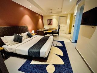 The Roseman Hotel & Suites - Ghaziabad - 6