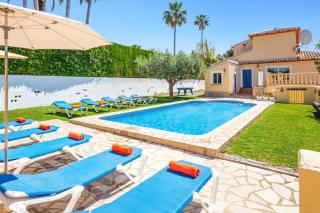 Villa Pascualita by Villa Plus - 2