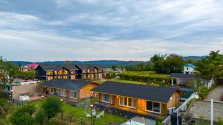 Serene 2BHK with Garden and Hilltop Jacuzzi - Palāhu - 1