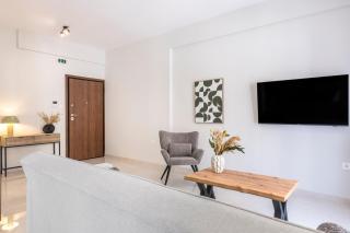 Warm Athenian 2BR Apartment by Acropolis Hill by UPSTREET - Athens - 3