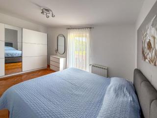 Apartment Cvjetko by Interhome - Rakalj - 2