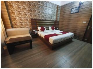 HOTEL ETILER PALACE Near Katra Bus Stand - 1 Km From Railway Station & 7 Km From Vaishno Devi Temple - Well Decorated Rooms With Free Wi-fi - Free Parking & Restaurant Available - A Luxurious Hotel In Katra - 7