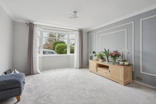 Luxury four bedroom home with large garden - Slough - 4