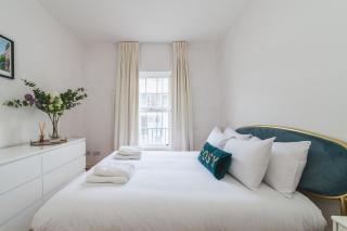 Rotherhithe Riverside Flat - 8