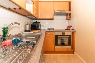 Charming 2BD Flat 10 Minutes to Edinburgh Castle - Edimburgo - 0