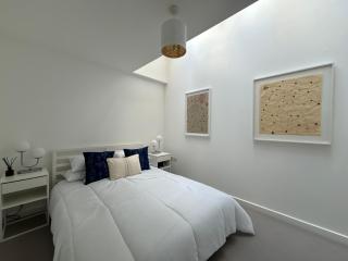 Contemporary 2BD Flat w Private Garden Shoreditch - 6