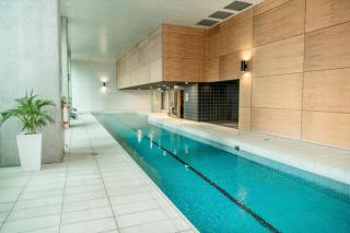 City Views Apt FREE Parking WIFI Gym Pool - Melbourne - 3