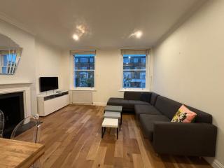 Fantastically Located 2BD Flat Kensington - London - 9