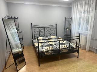 Baltakmeņu muiža - - 8
