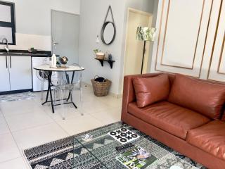 Sarona LoLa A103 Kappa - Gaborone - 3