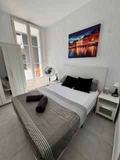 Ideal room for your stay in the beautiful city of Barcelona - 2