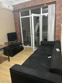 2-Bedroom Flat with Panoramic Views of Mtatsminda - 7