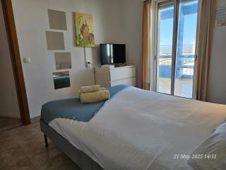 Blife Ceriya private rooms at Faro beach - Faro - 6