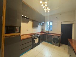 3bedroom Terrace stunning apartment in lekki - Lekki - 1