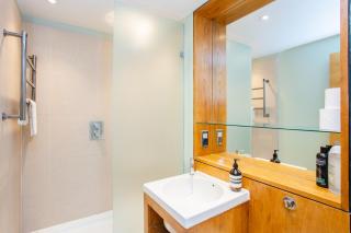 Modern 3 Bedroom Apartment in Paddington - Londres - 0