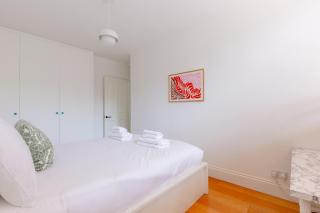 Unique 3BD Flat in Hoxton with Private Garden - 0
