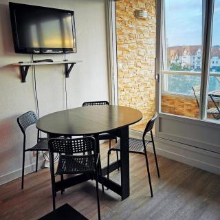 Les pieds dans l'eau - loggia exposée plein sud - 7