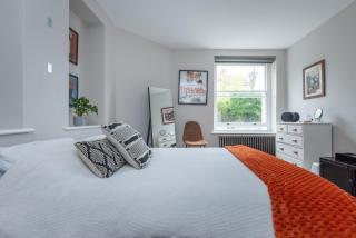 A truly stunning apartment in a wonderful location - London - 2