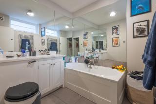 A truly stunning apartment in a wonderful location - London - 1