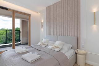 Elegant and Spacious Apartment with Parking & Gym by Renters Prestige - Danzig - 9