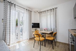 Apartments Civadelić - Trogir - 1
